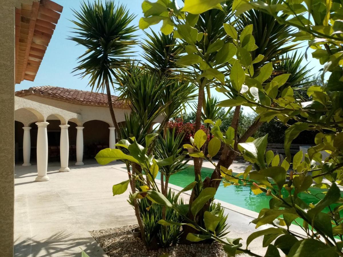 Bienvenue A L Hacienda Villa Magalas Bagian luar foto